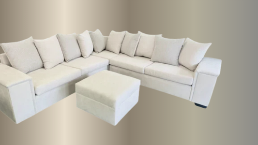 Michael Corner Lounge
