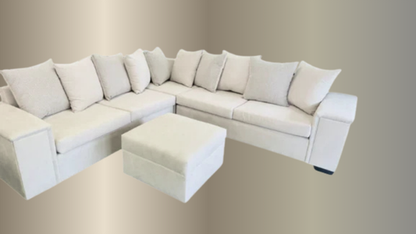 Michael Corner Lounge